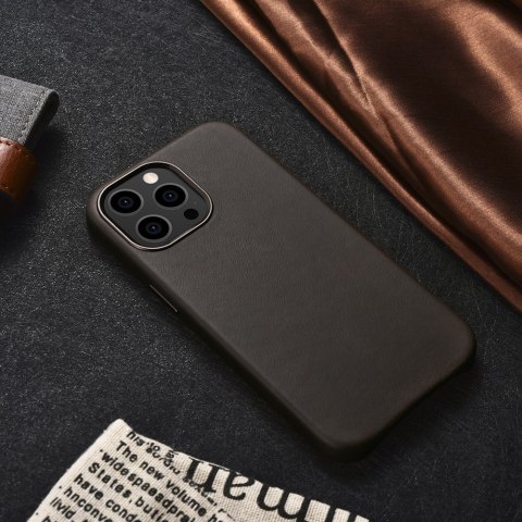 Etui ICarer Leather Oil Wax etui pokryte naturalną skórą do iPhone 13 Pro kawowy (kompatybilne z MagSafe)