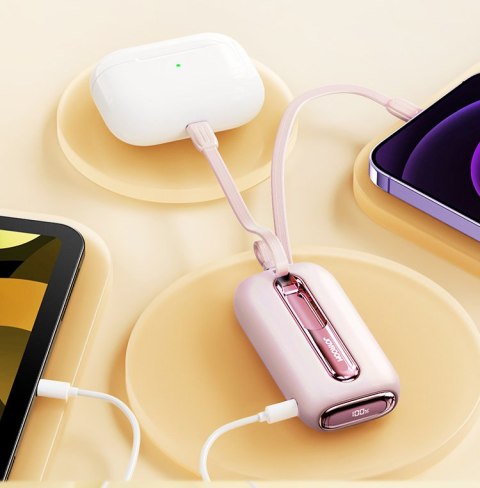 Joyroom powerbank 10000mAh Colorful Series 22.5W z 2 wbudowanymi kablami USB C i Lightning różowy (JR-L012)