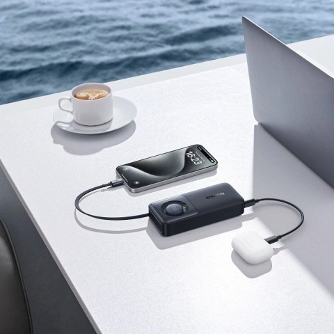 Powerbank Baseus Free2Pull 10000mAh 30W z portem USB-C i rozwijanym kablem USB-C - czarny