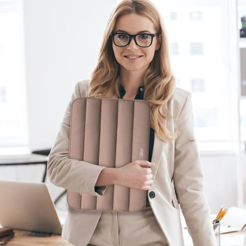 TECH-PROTECT FLUFFY LAPTOP 13-14 WALNUT