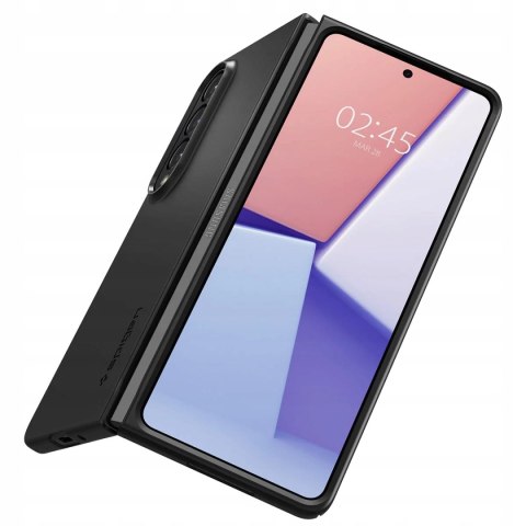 Spigen Galaxy Z Fold4 - czarne plecki etui ochronne, solidna obudowa