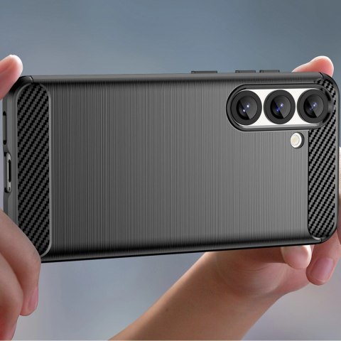 Etui Carbon Case elastyczne silikonowe na Xiaomi 15 Pro - czarne