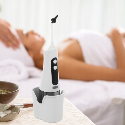 BEZPIECZNE CZYSZCZENIE USZU - IRYGATOR I ZESTAW DO USUWANIA WOSKOWINY