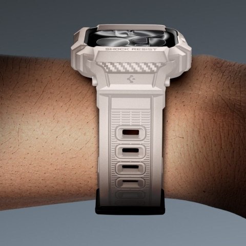 SPIGEN RUGGED ARMOR "PRO" V2 APPLE WATCH 10 / 11 (46 MM) DUNE BEIGE