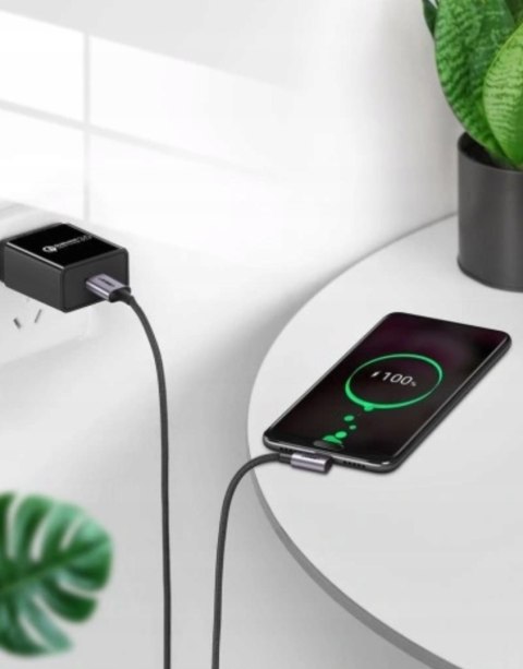 Kabel UG USB-C Typ C Kątowy 90 Stopni - Szybkie Ładowanie QC 3.0, 3A, 1m