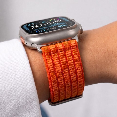 TECH-PROTECT NYLON SPORT APPLE WATCH 8 / 9 / 10 / 11 / SE / ULTRA (44 / 45 / 46 / 49 MM) ORANGE