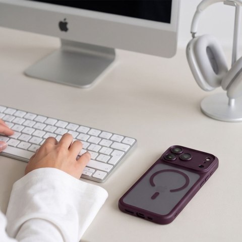 TECH-PROTECT MAGPEAK MAGSAFE CC IPHONE 17 PRO / 18 PRO MATTE DARK CHERRY