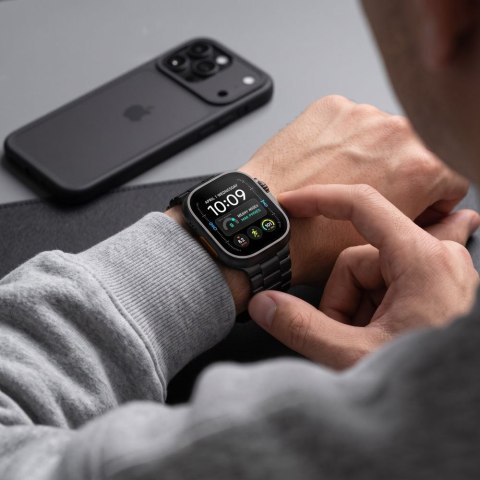 TECH-PROTECT STAINLESS APPLE WATCH 8 / 9 / 10 / 11 / 12 / SE / ULTRA (44 / 45 / 46 / 49 MM) BLACK
